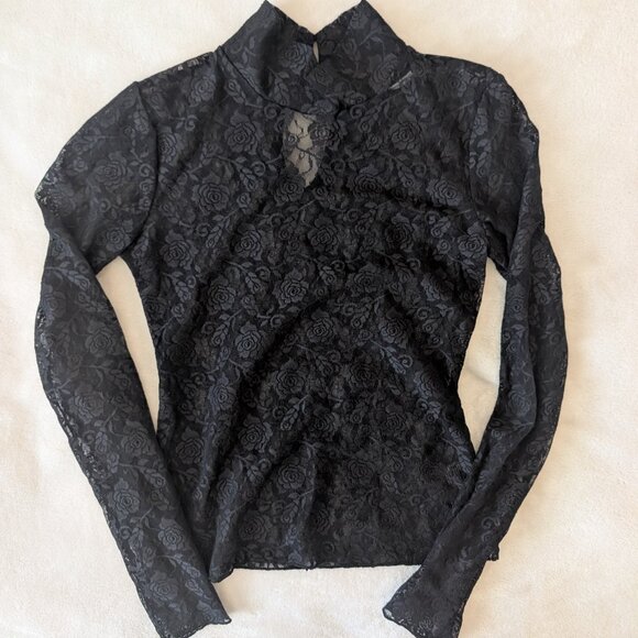 3/$30 Urban Outfitters long sleeve floral lace blouse - Picture 1 of 9